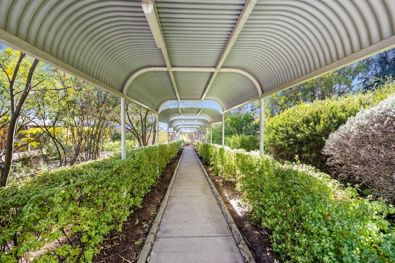 Ibis Styles Canberra Eagle Hawk Luaran gambar